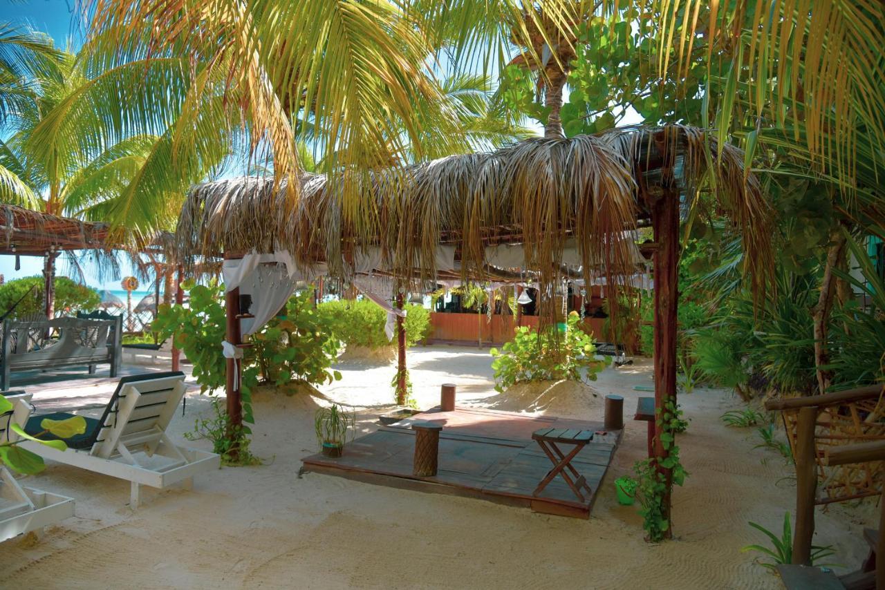 Hotel Villas Tiburon Isla Holbox Exterior foto